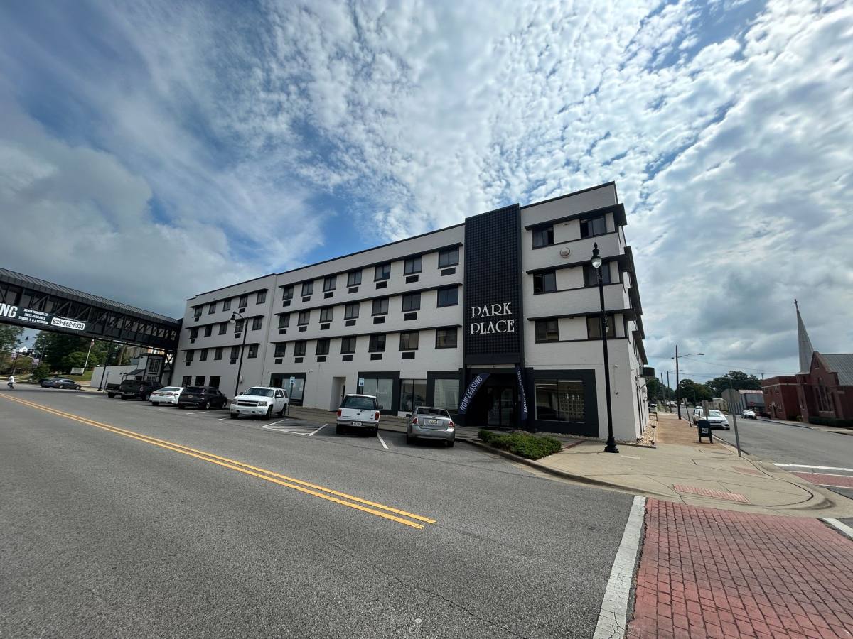 Apartment for rent at Park Place, 500 N Montgomery Ave, Sheffield, AL 35660
