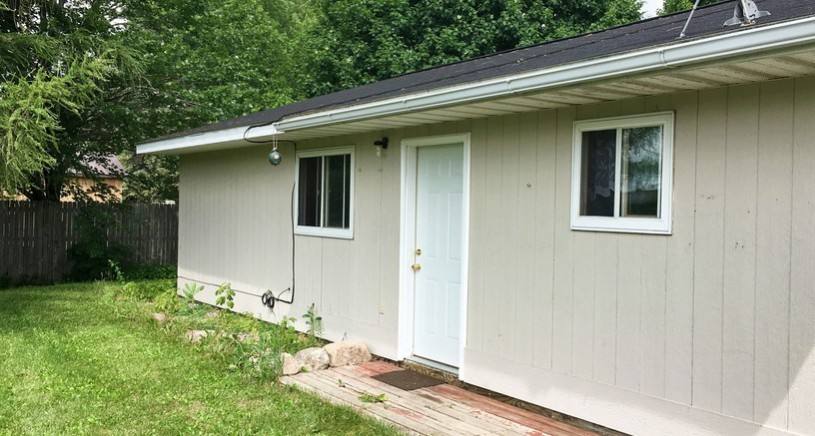 209 E Wood Ave, Wittenberg, WI 54499 - Apartment for Rent - Image 8