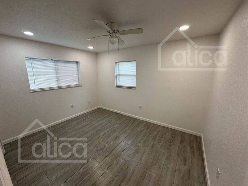 2701 13th St W, Palmetto, FL 34221 - House for Rent - Image 9