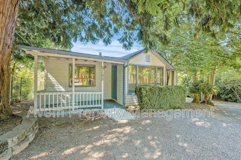 House for rent at 5103 SW Nevada Court, Portland, OR 97219