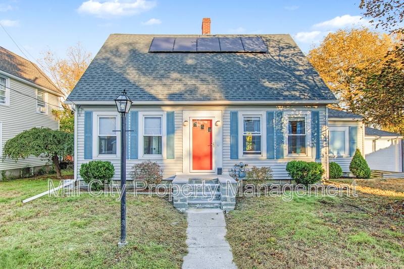 House for rent at 123 Riley Ave, Manchester, NH 03103