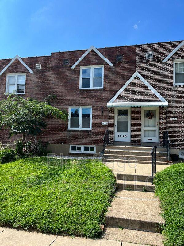 Townhouse for rent at 1220 Lawrence Ave, Crum Lynne, PA 19022