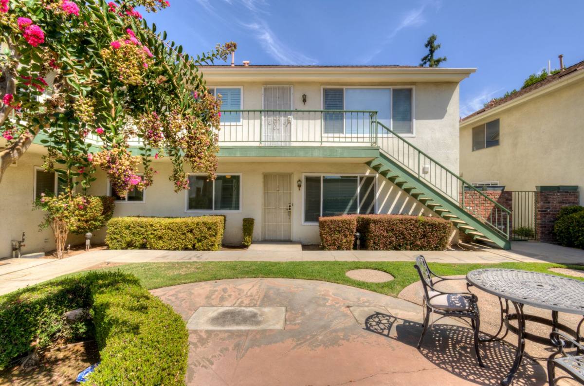 Condo for rent at 5085 Roosevelt Ave #3, Fresno, CA 93704