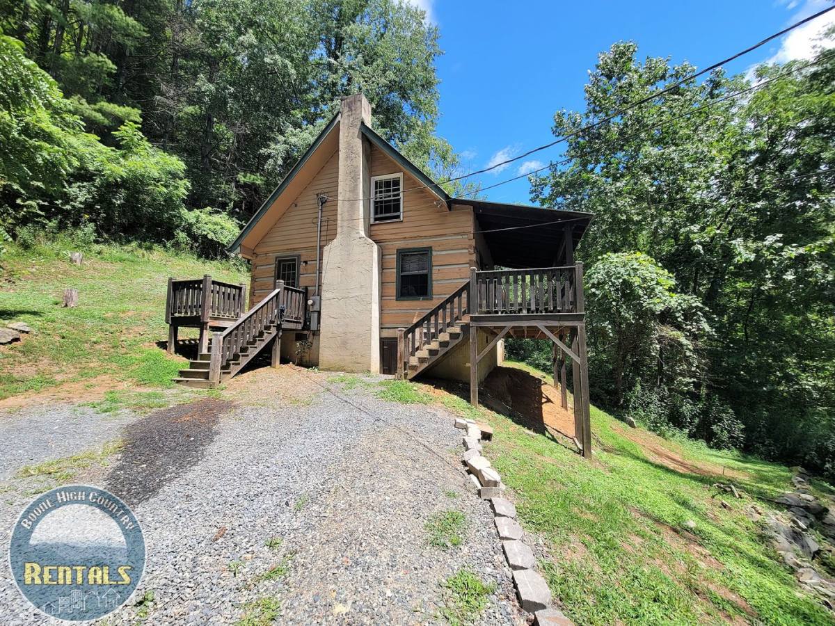 140 Alpine Acres Rd, Vilas, NC 28692 - House for Rent - Image 1