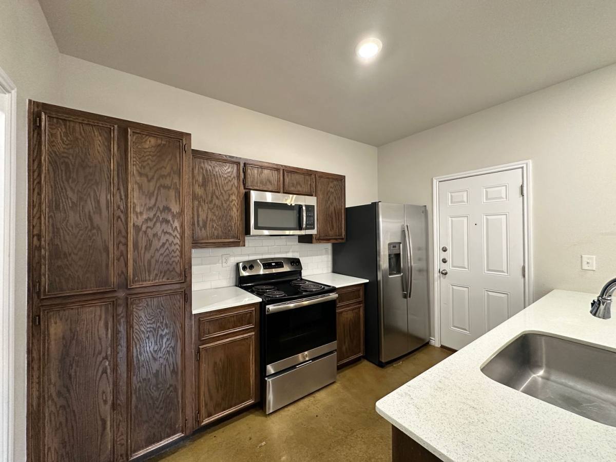 104 Lowes Blvd, Killeen, TX 76542 - Townhouse for Rent - Image 10