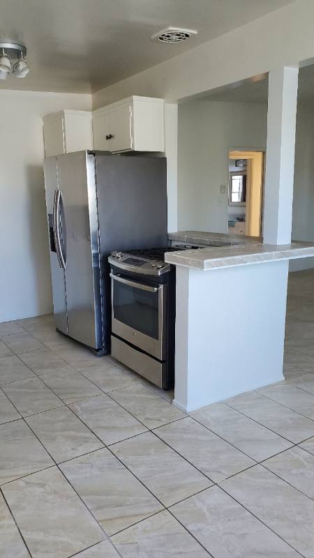 1150 Manhattan Beach Blvd #6, Manhattan Beach, CA 90266 - Apartment for Rent - Image 3