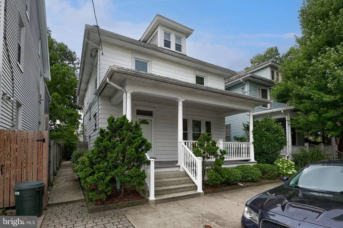 House for rent at 26 W Lemon St, Lititz, PA 17543