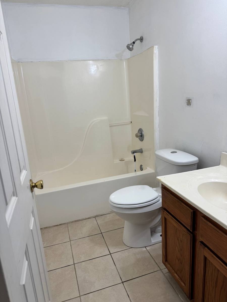 1003 Whipporwill Dr #D, Berea, KY 40403 - Apartment for Rent - Image 8