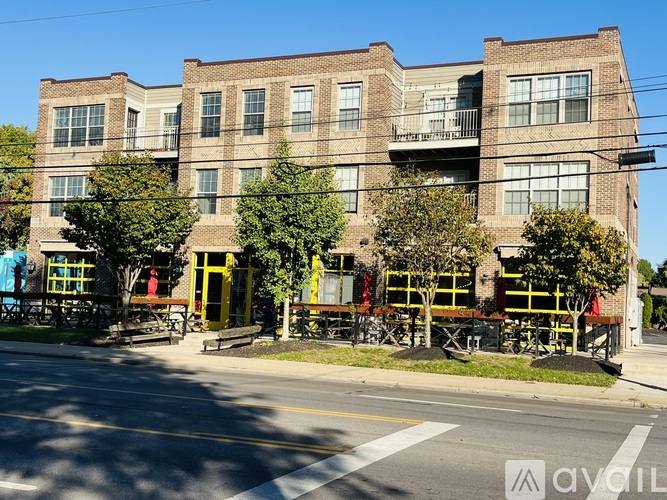 4560 N High St #1, Columbus, OH 43214 - Apartment for Rent - Image 2