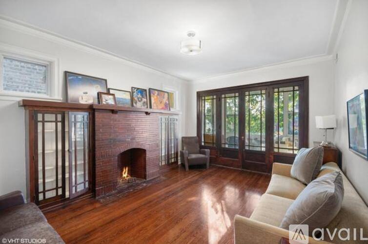 6025 S Saint Lawrence Ave #3, Chicago, IL 60637 - Condo for Rent - Image 2