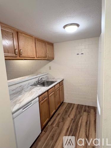 38405 N Lane #E207, Willoughby, OH 44094 - Condo for Rent - Image 3