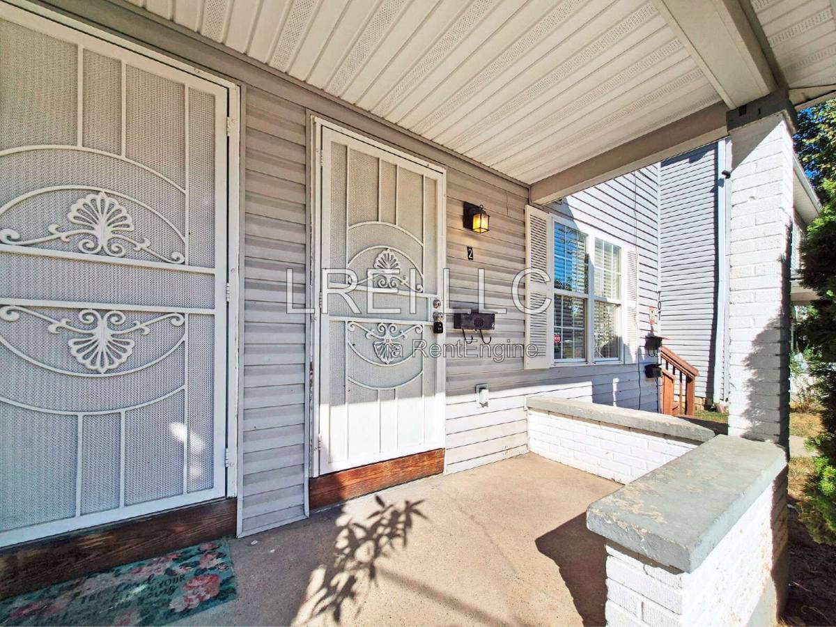 707 M St #2, Louisville, KY 40208 - Apartment for Rent - Image 2