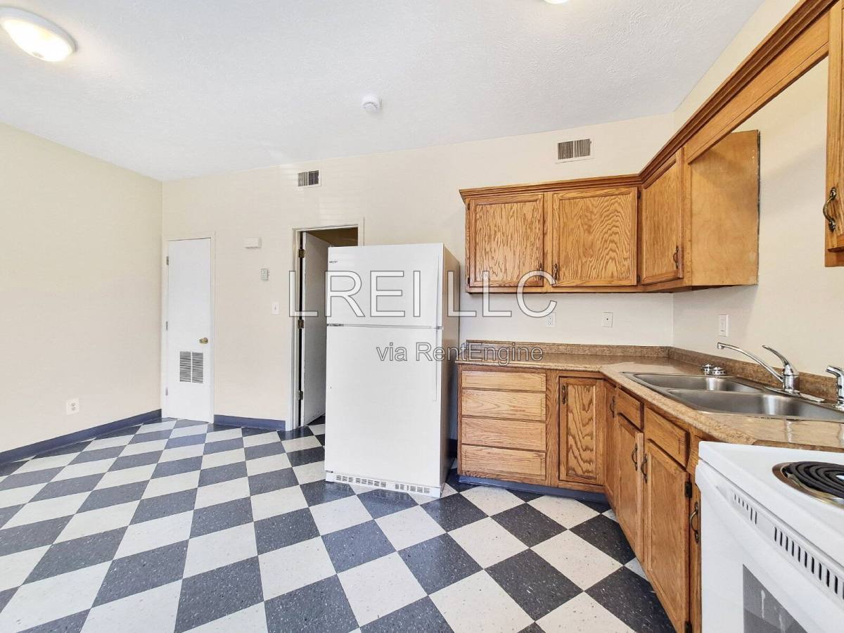 707 M St #2, Louisville, KY 40208 - Apartment for Rent - Image 6