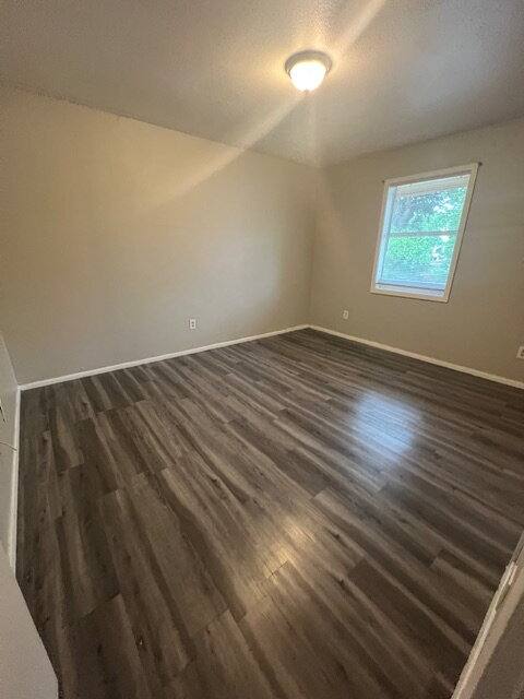 1301 Pine St #6, Texarkana, TX 75501 - Apartment for Rent - Image 2