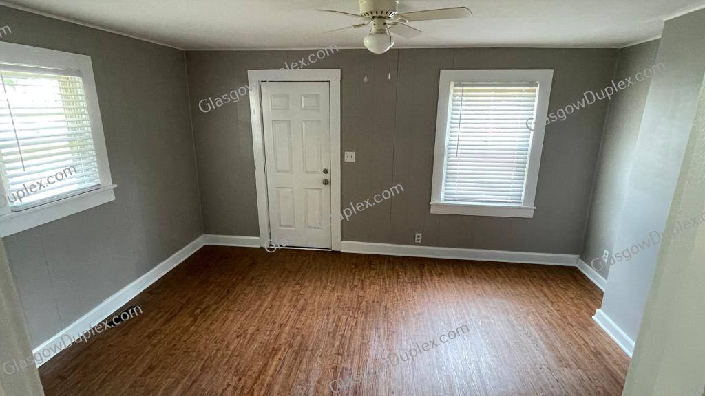 211 N Lewis St, Glasgow, KY 42141 - House for Rent - Image 3