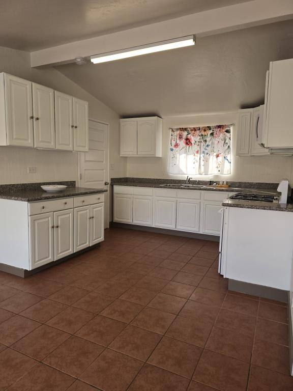 1238 Maryland Ave, Los Banos, CA 93635 - House for Rent - Image 6