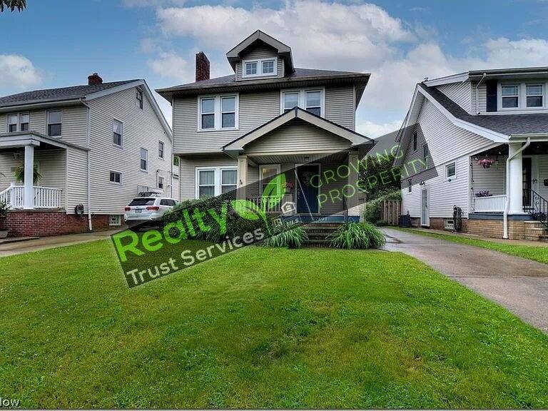 House for rent at 17401 Oxford Ave, Cleveland, OH 44111