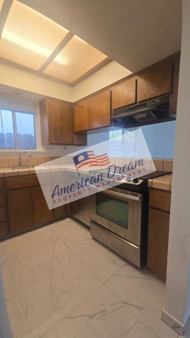 1034 Kaweah St, Hanford, CA 93230 - Apartment for Rent - Image 5