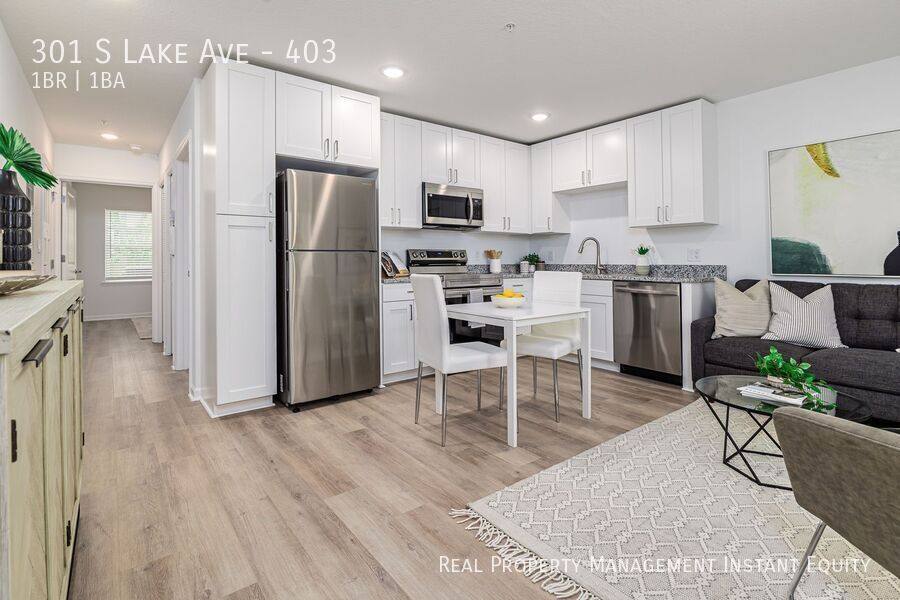 Townhouse for rent at 301 S Lake Ave #403, Lakeland, FL 33801