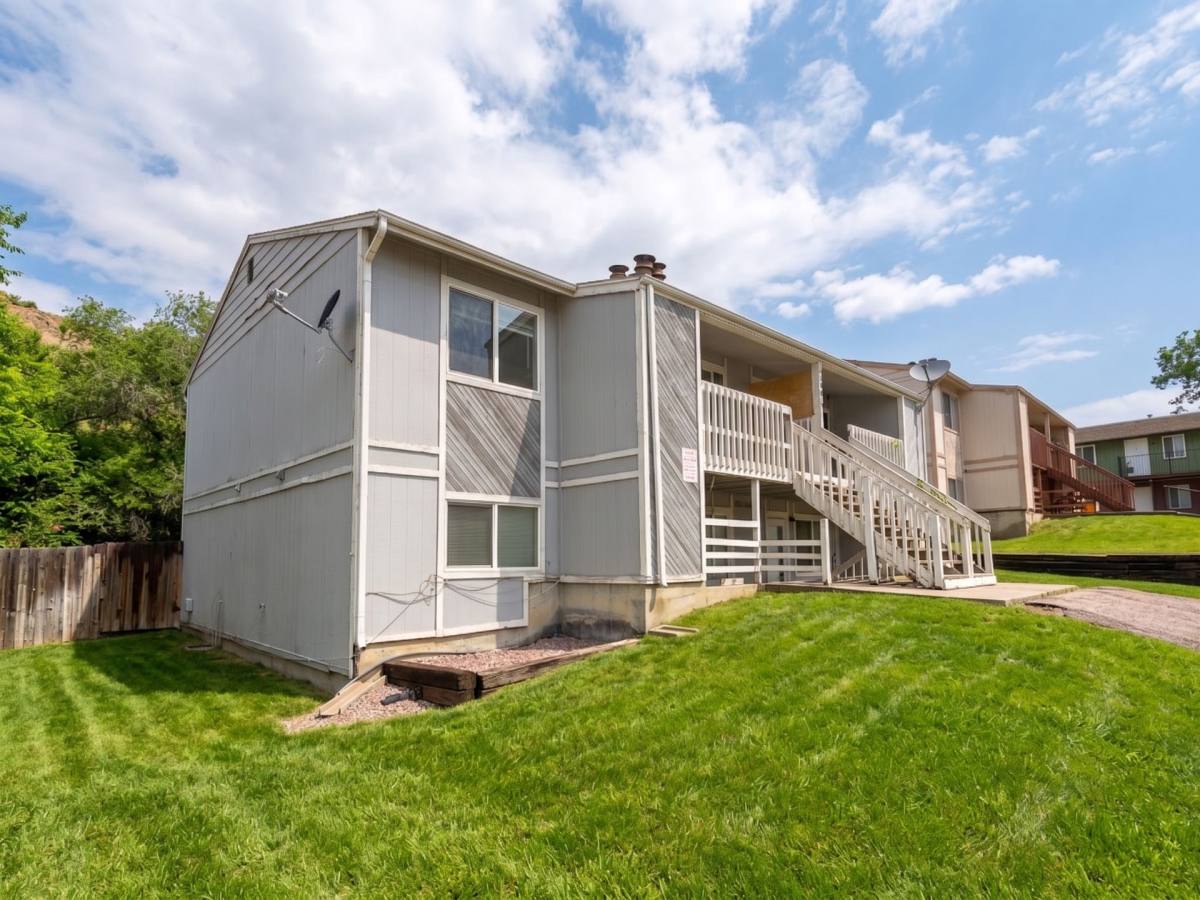 2906 Straus Lane, Colorado Springs, CO 80907 - Apartment for Rent - Image 1