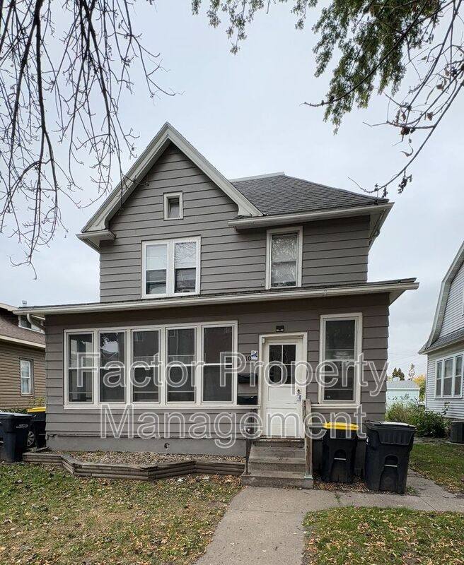 110 Wheeler Ave #1, North Mankato, MN 56003 - Apartment for Rent - Image 1