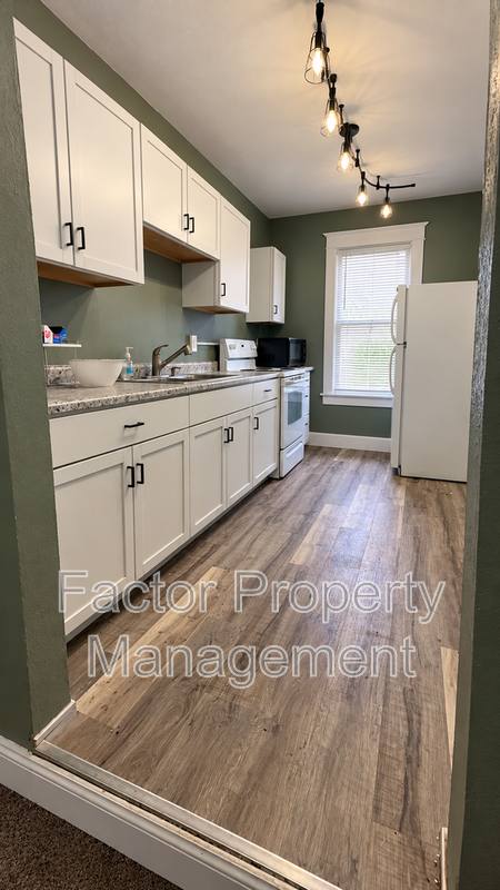 110 Wheeler Ave #1, North Mankato, MN 56003 - Apartment for Rent - Image 2