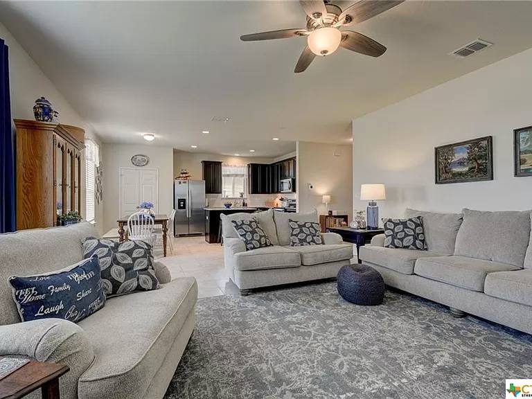 308 Autumn Rouge, New Braunfels, TX 78130 - House for Rent - Image 3