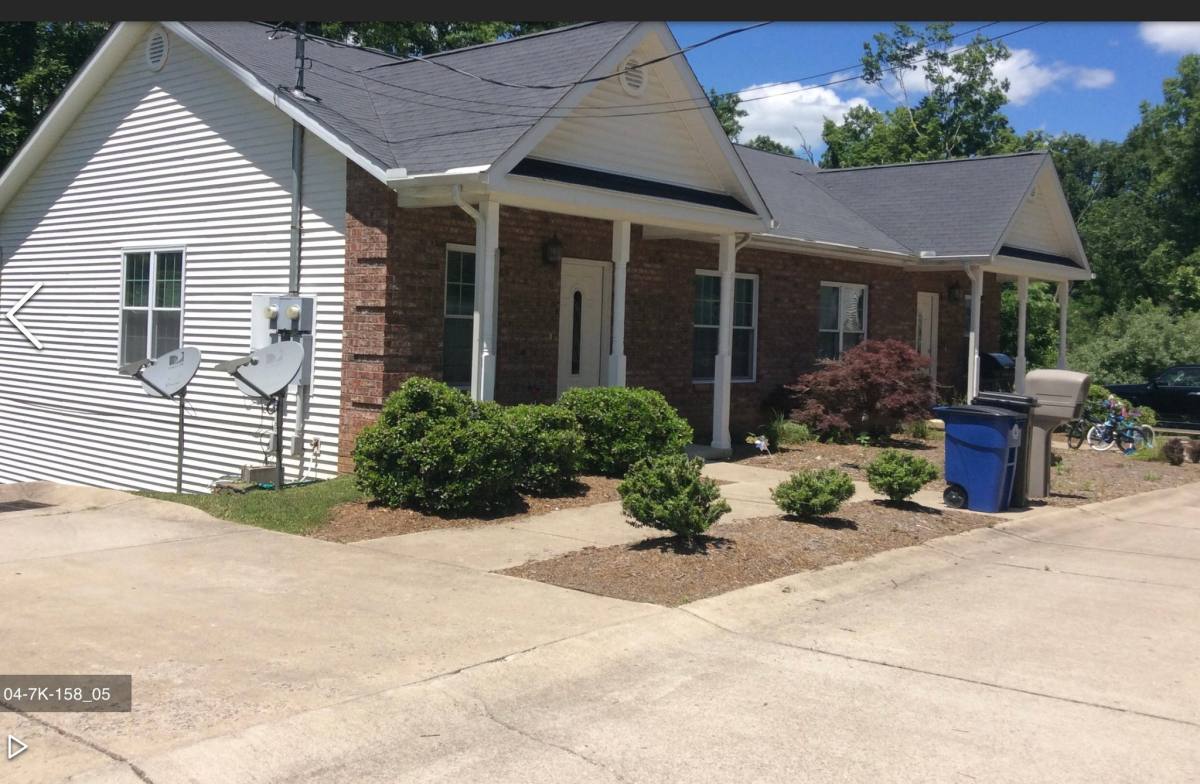 Townhouse for rent at 6 Seneca Court, Huntington, WV 25705