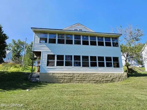 Apartment for rent at 214 Wirt St #B, Bloomsburg, PA 17815