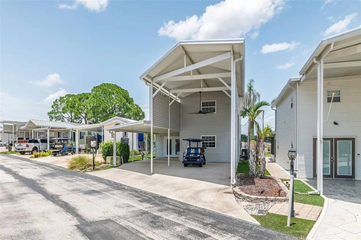 220 St George Dr, Davenport, FL 33837 - House for Rent - Image 1