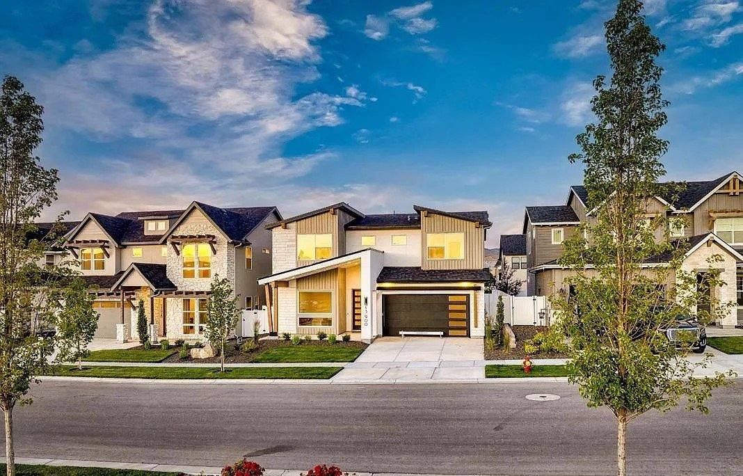 House for rent at 13900 N Ermine Ave, Garden City, ID 83714