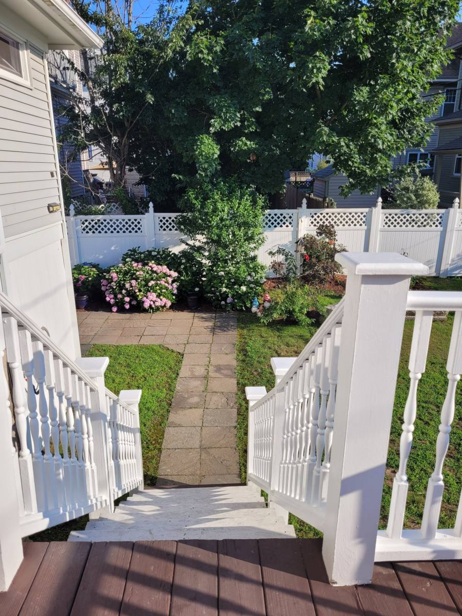 Manager Icon Ash 107 Ash St #1 in New Bedford, MA | 3 Beds 1 Bath 1,400 sqft Apartment ...