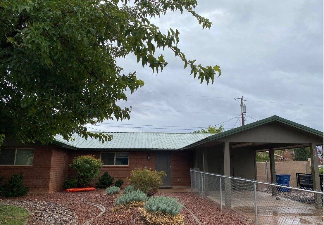 438 E Urie N Dr, Washington, UT 84780 - House for Rent - Image 2