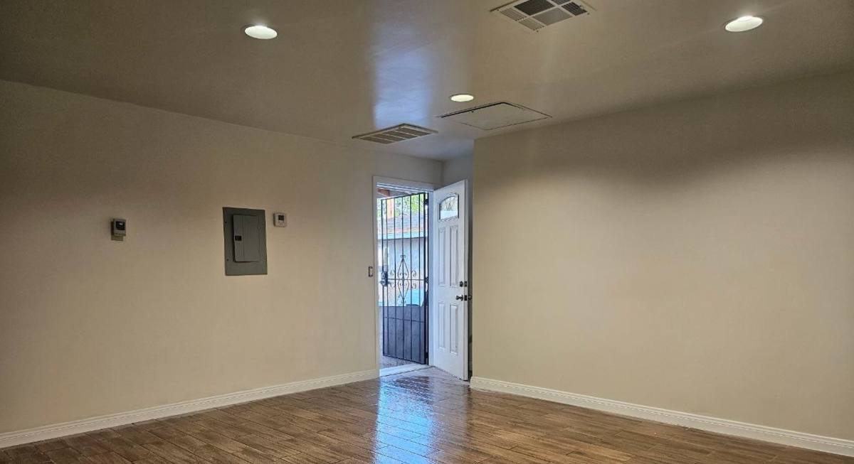 House for rent at 1040 Hollister St, San Fernando, CA 91340