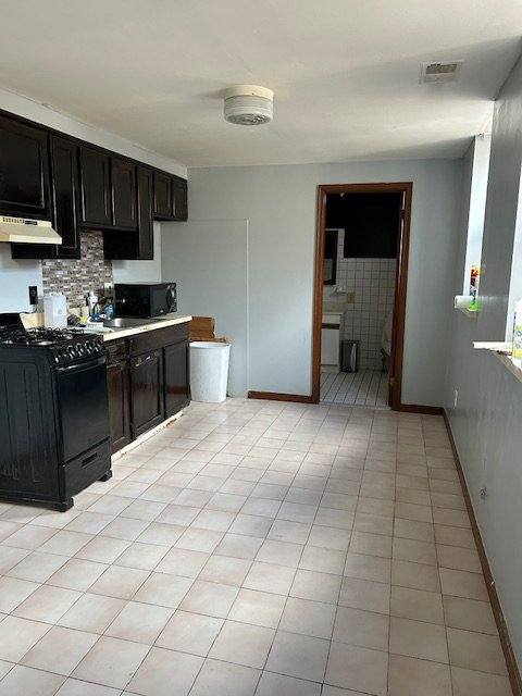 Apartment for rent at 236 Christian St #2, Philadelphia, PA 19147