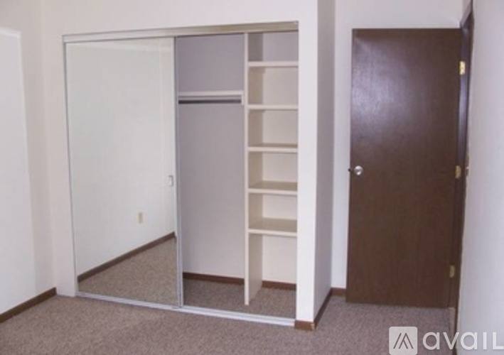 805 Vine Court #18, Niagara, WI 54151 - Apartment for Rent - Image 6