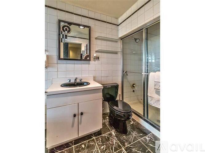 112 Washington Place #11G, Pittsburgh, PA 15219 - Condo for Rent - Image 10