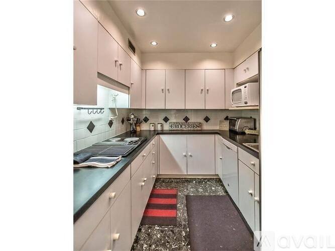 112 Washington Place #11G, Pittsburgh, PA 15219 - Condo for Rent - Image 4