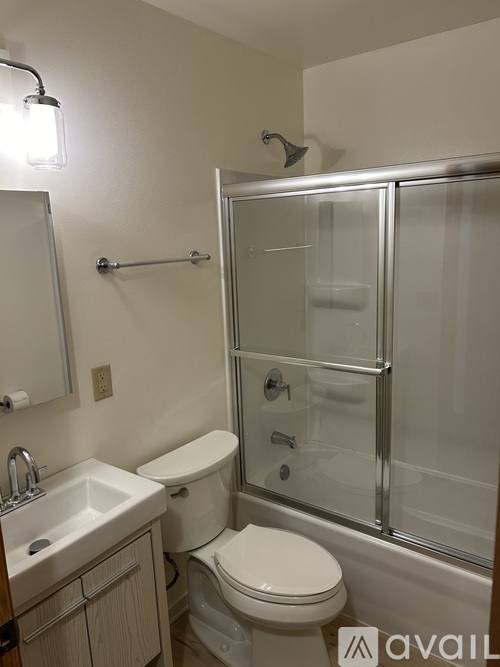 2624 S Fulton St, Rear Unit, Milwaukee, WI 53207 - Townhouse for Rent - Image 8