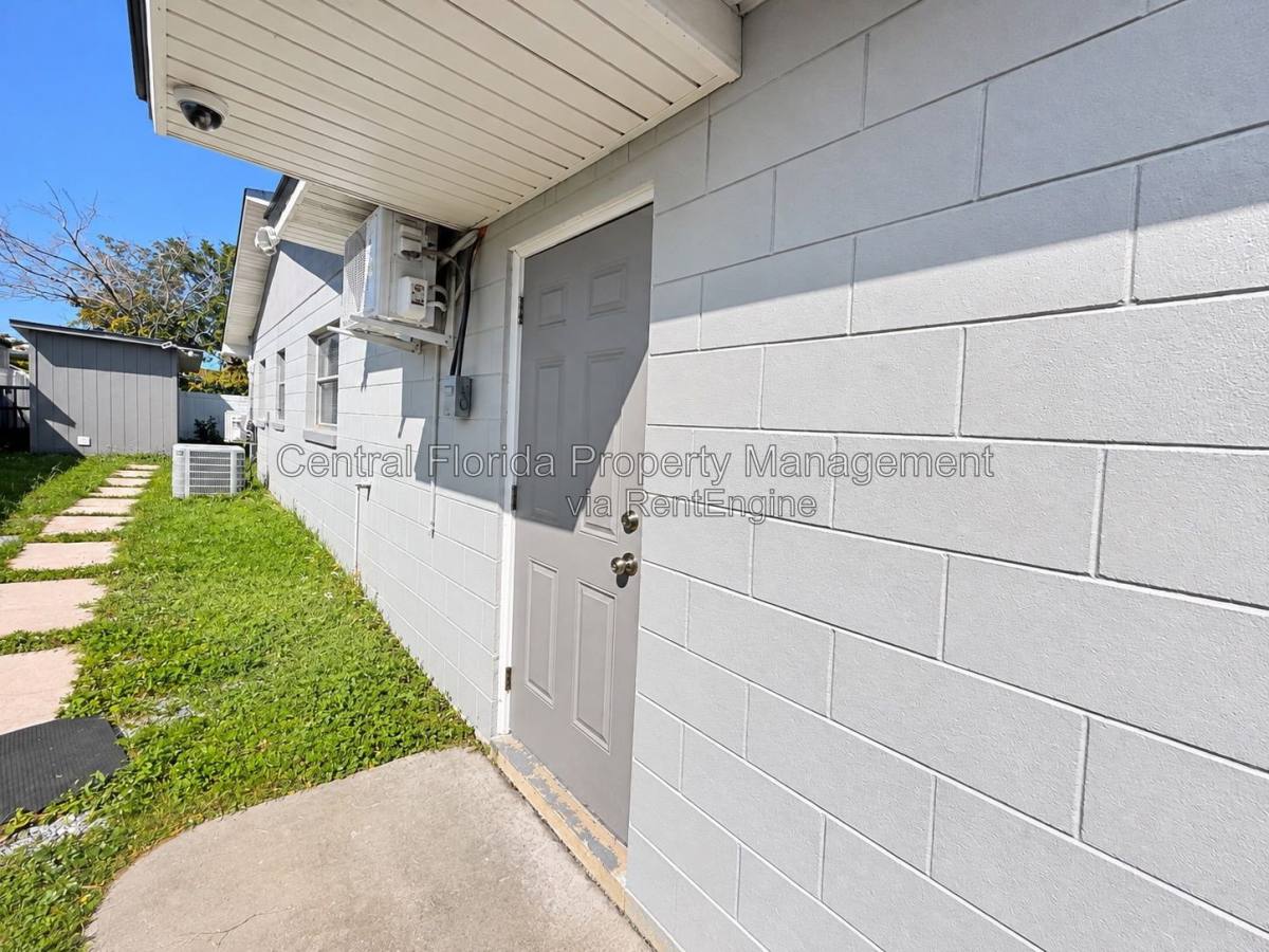 6152 Roxburg Ave #1, Orlando, FL 32809 - Apartment for Rent - Image 3
