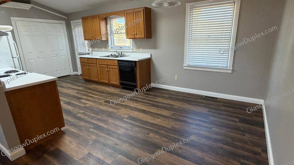 98 Sandwood Dr #B, Glasgow, KY 42141 - House for Rent - Image 4