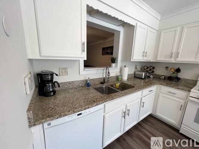 2959 Lexington Trace Dr, Smyrna, GA 30080 - Townhouse for Rent - Image 3