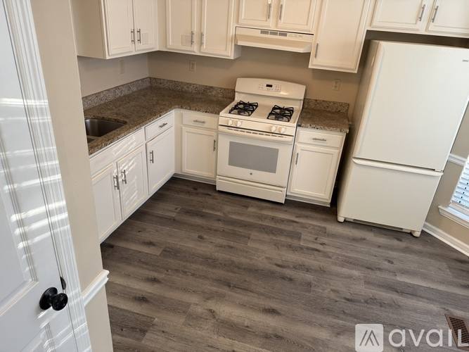 2959 Lexington Trace Dr, Smyrna, GA 30080 - Townhouse for Rent - Image 2