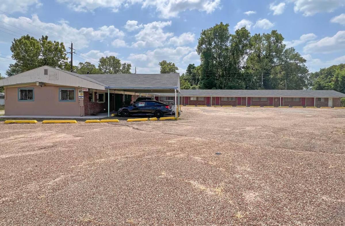 901 W 7th St #101, Texarkana, TX 75501 - Apartment for Rent - Image 2