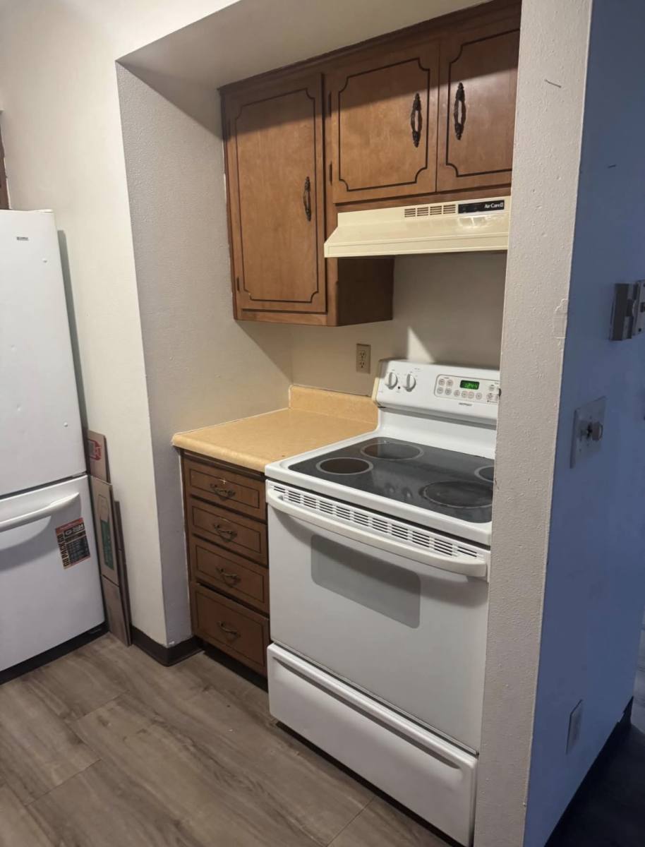 Apartment for rent at 406 1st St #11, Neenah, WI 54956