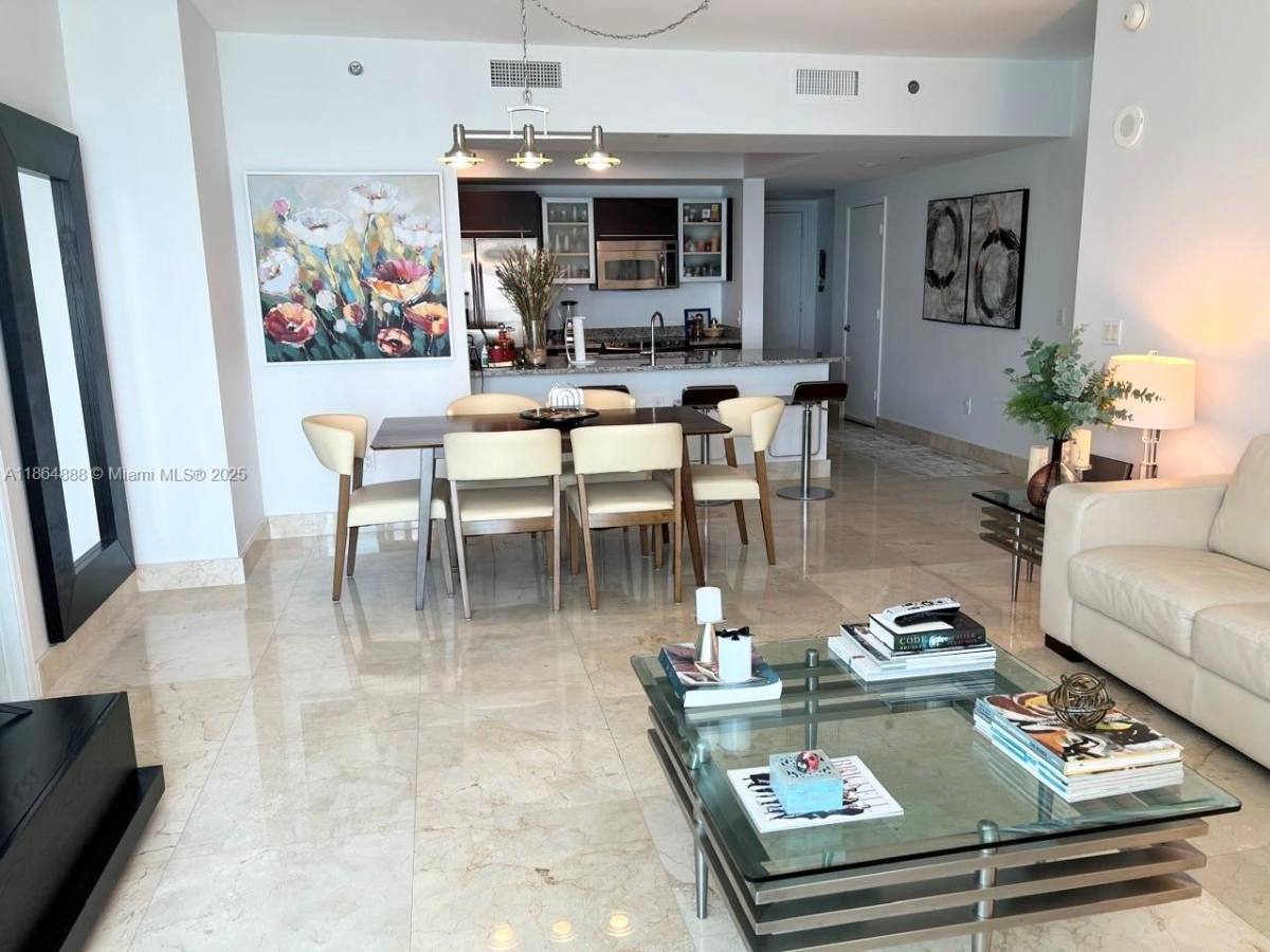 950 Brickell Bay Dr #2711, Miami, FL 33131 - Condo for Rent - Image 10