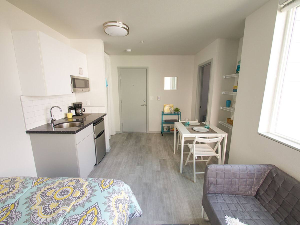 Apartment for rent at 5949 California Ave SW, Seattle, WA 98136