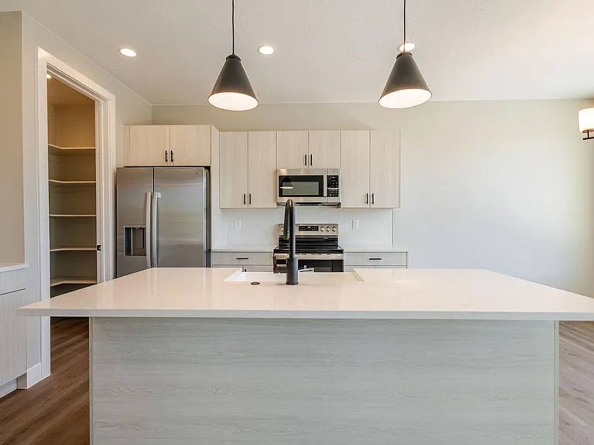2590 Cougar Trail, Santa Clara, UT 84765 - Townhouse for Rent - Image 10