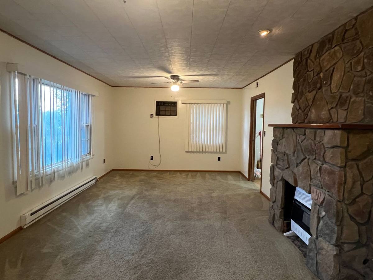 8321 Ridge Dr, Show Low, AZ 85901 - House for Rent - Image 4