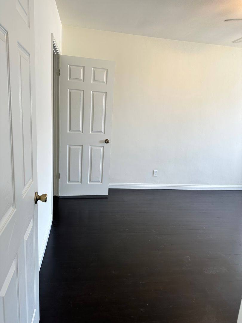 North of Pier Beach Pad, 1542 Monterey Blvd, Hermosa Beach, CA 90254 - Apartment for Rent - Image 6